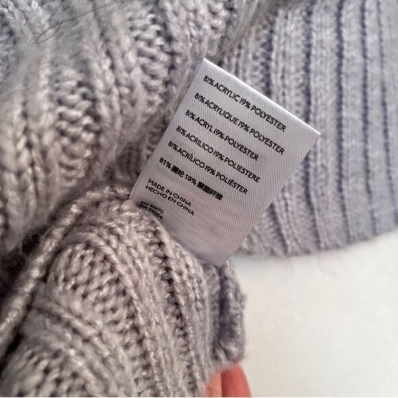 Urban Outfitters Mia Turtleneck Cropped Gray Sweater M - Picture 5 of 6